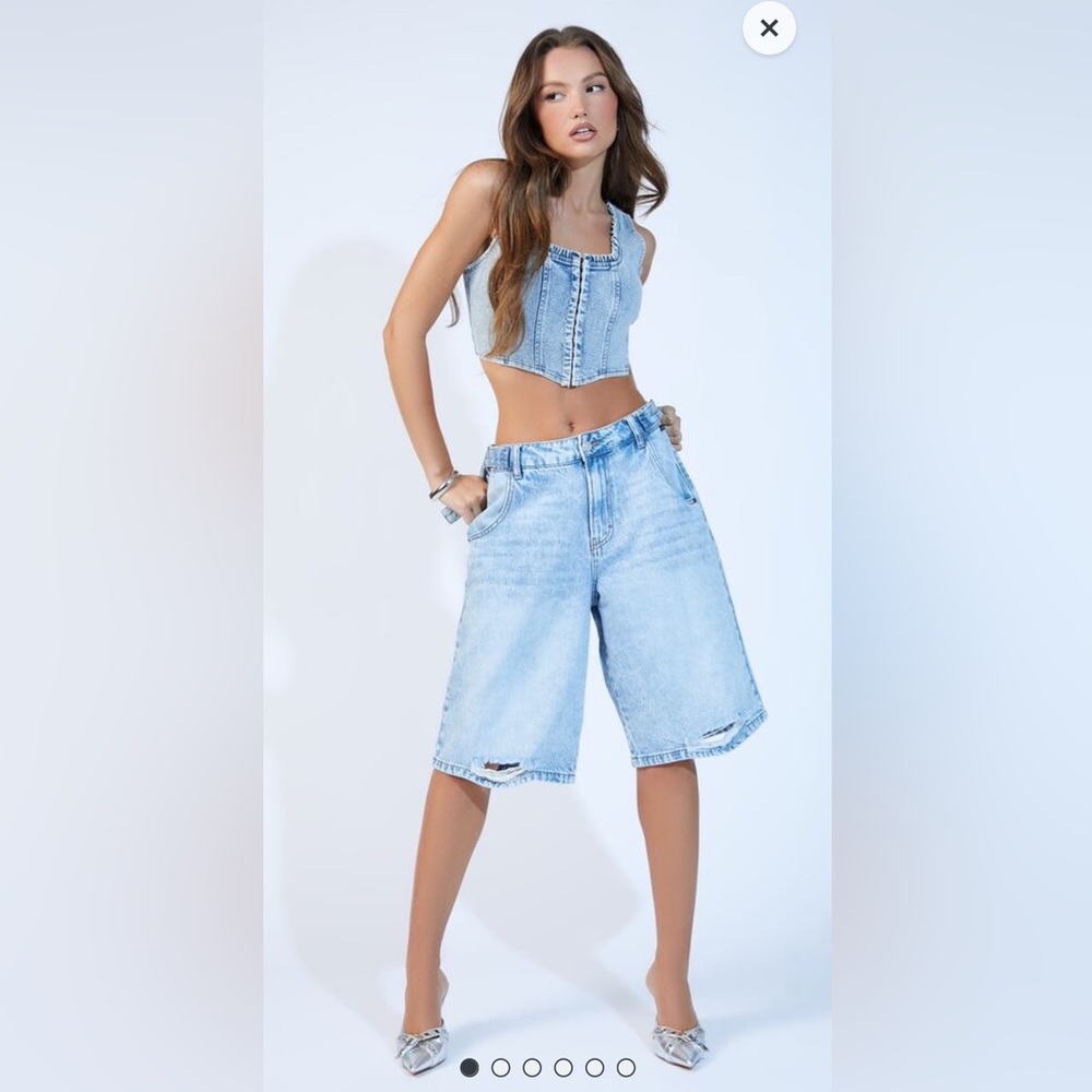 FOREVER 21 - Light Tan Distressed Jeans